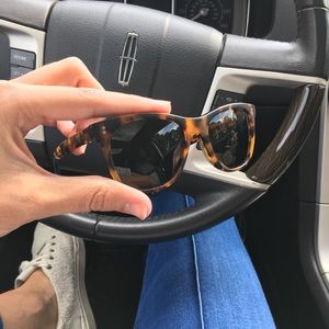 TOMS Sunglasses